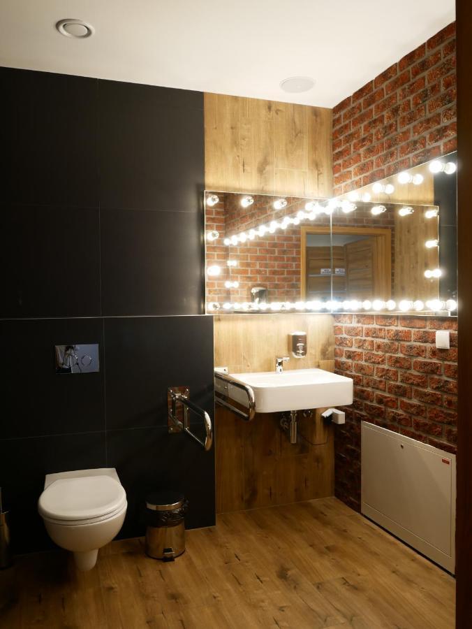 Przystanek Roszkow -Noclegi I Restauracja Extérieur photo
